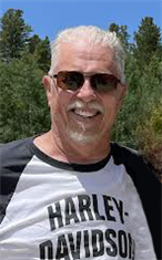Daniel D Lindberg