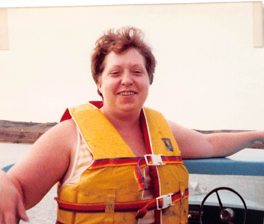 Cynthia "Cindi" Mitchell